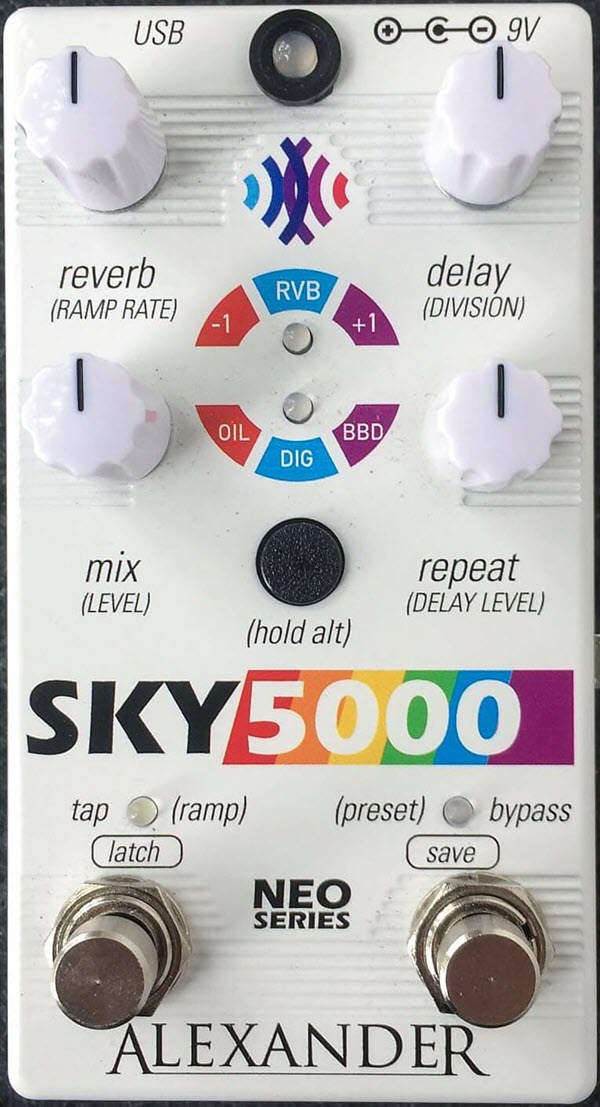 Alexander Sky 5000 Reverb Delay Pedal (White)